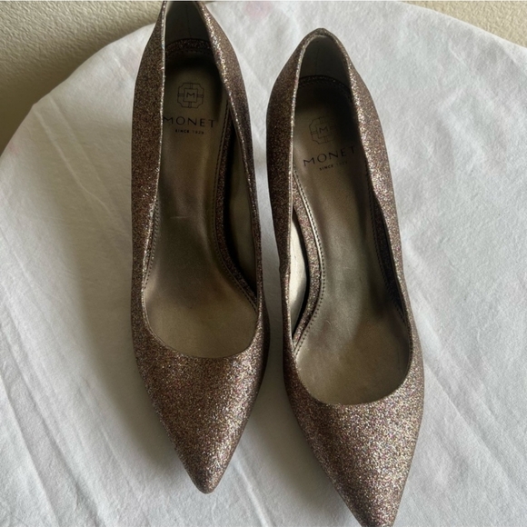 Elegant Multi Color Glitter Pumps - Picture 10 of 13